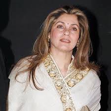 She is 61 years old in 2018. Dimple Kapadia Age Wiki Height Weight Affair Spouse Birthday Biography Onewiki Org