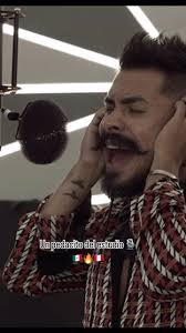 Les dejo un pedacito de cómo se grabó “Vuelve” con mi hermana las más  poderosa @danieladarcourtoficial 🇲🇽🔥🇵🇪 , También están mis hermanos en  los coros @starlynbenitez y @lennyfierro . Y el master ...