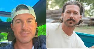 😍ATTENTION LADIES😍! Riley Green shaved his mustache off today. Do you  prefer him WITH or WITHOUT the Stache?