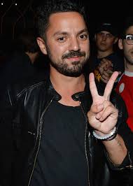 Former Finance Guy Is Now Instagram Star of Celebrity Party Scene