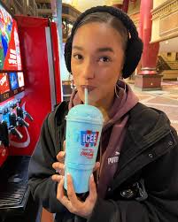 Isa Antonetti (@isa_antonetti) • Instagram photos and videos