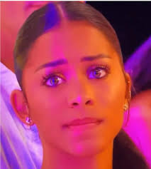 I think the judges get annoyed with Holly's sound effects while not doing  much of anything so they just wanted her to lose because it's so damn  annoying! Ha-ha-ha 🥴