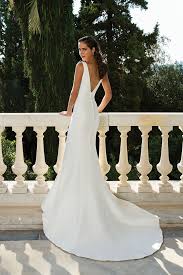 Style 88071 Mikado Fit And Flare Dress With Detachable Train Justin Alexander In 2020 Wedding Dress Low Back Wedding Dresses Justin Alexander Wedding Dress