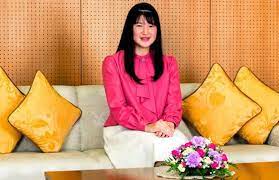 Пътят от aiko до aiko xxxl. Japanese Princess Aiko Celebrates Her 18th Birthday Today