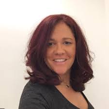 Vicki Layton's Instagram, Twitter & Facebook