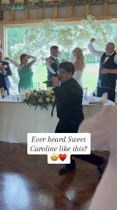 Ever heard Sweet Caroline sung by a world class Tenor? Well it sounds a  little something like this! 🤩♥️ 👰‍♂️ 🤵‍♂️- Sophie & Tom 💒
