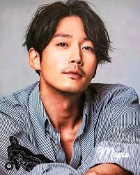 Combining rugged charm with a soft heart, Jang Hyuk is as captivating  off-screen as he is in his roles. #JangHyuk #Charming #OffScreenLife"  #LetsGrowTogether #letsgo #ajincome @highlight