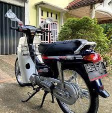 Retro merupakan opsi modifikasi motor legenda dan astrea grand yang banyak dipakai. Sticker Striping Astrea Grand Modifikasi Astrea Grand Home Facebook