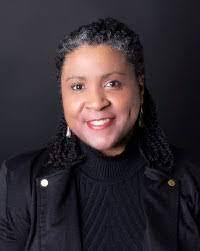 Kari Cathey's Instagram, Twitter & Facebook