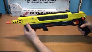 Bug a salt fly killer. Review Of The Bug A Salt A Bug Killing Weapon Youtube