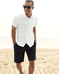 Black And White Striped Shorts Outfit Men 