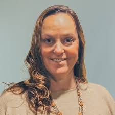 Alicia Handley's Instagram, Twitter & Facebook