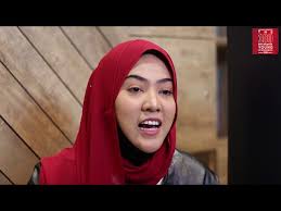 Neelofa dari mrsm (maktab rendah sains mara) dan dia memperoleh 10a dalam spm. Home Entrepreneurinsight