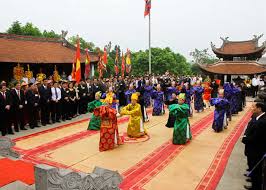Ngày giỗ tổ hùng vương đã trở thành ngày lễ chính thức tại việt nam từ năm 2007, được xác định là ngày mùng mười tháng ba âm lịch. Giá»— Tá»• Hung VÆ°Æ¡ng Má»™t Trong Nhá»¯ng Ngay Lá»… Lá»›n á»Ÿ Viá»‡t Nam 123tadi Chia Sáº» Kinh Nghiá»‡m Du Lá»‹ch