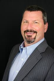 Eric Collinsworth's Instagram, Twitter & Facebook