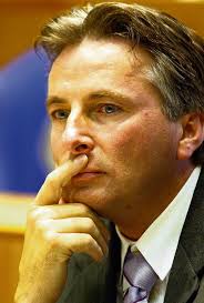 Het is hans smolders gelukt. Raadslid Statenlid En Kamerlid Kan Hans Smolders Dat Ik Denk Dat Hij Het Werk Onderschat Foto Ed Nl