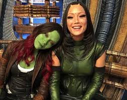 Bonne ou mauvaise nouvelle, au moins le film est toujours vivant, c'est déjà ça. Les Gardiens De La Galaxie 3 Mantis Gamora Les Precisions De Gunn