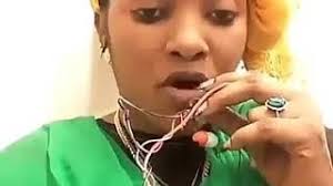 Jinsi ya kutambua sauti ya mungu innocent morris. Mwanamke Anaogopa Mboo Cute766