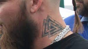 Mit dem mehrfarbigen wandtattoo dreiecke zweifarbig setzen sie moderne und kreative wandakzente in jedem raum. Symbole Und Erkennungszeichen Valknut Wotansknoten Belltower News