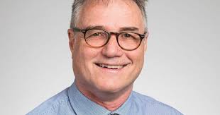 Feds urged to hit private colleges with foreign student cap