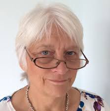 GUIDE TO THE HEALTH EDUCATION ENGLAND/ NATIONAL INSTITUTE FOR HEALTH  RESEARCH INTEGRATED CLINICAL ACADEMIC PROGRAMME