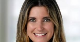 Kayla Weller's Instagram, Twitter & Facebook