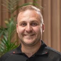 Sam Renner's Instagram, Twitter & Facebook