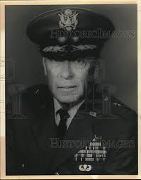 1965 Press Photo General Frank Rouse, San Antonio Air Material Area  Commander