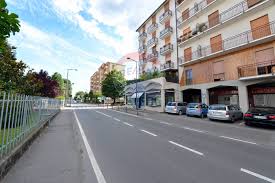 Chiuso ora fino alle 08:30 am di domani. Negozio In Affitto A Cernusco Sul Naviglio Rif 31021015 55 N 243691