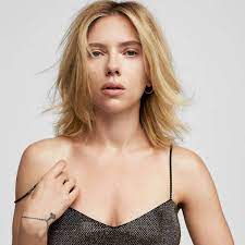 She began acting as a child, and her role in the movie the horse. Scarlett Johansson Pressure To Be Thin Is Getting Worse
