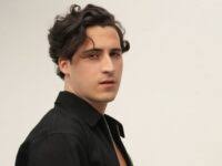 Sara Schell llegó para cautivar corazones con su música