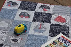 Nahanleitung babydecke nahen patchworkdecke babydecke nahen krabbeldecke nahen baby diy. Krabbeldecke Nahen In Patchwork Mit Applikationen Sockshype Com