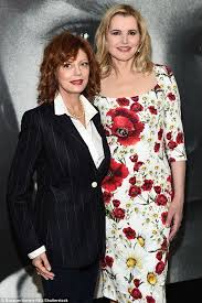 The '90s interview outtakes roseanne barr. Susan Sarandon Claims Thelma And Louise Wouldn T Be Made Today Because Hollywood Sexism Daily Mail Online