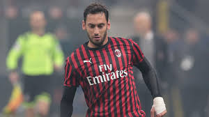 Galatasaray'da ana gündem maddesi hakan çalhanoğlu. Hakan Calhanoglu Galatasaray Anlatilmaz Yasanir Goal Com