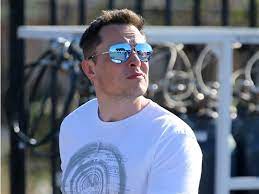 Elon Musk Personally Attacked By Twitter Exec Mocking Him In Leaked  Conversation