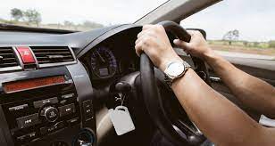 Până acum registrul auto român (rar) a încercat de două ori să interzică circulația mașinilor cu volan pe dreapta, dar calitatea de membru ue al marii britanii a blocat orice astfel de intenție. Propunere MaÈ™inile Cu Volan Pe Dreapta Interzise In Romania ConstanÈ›a De Azi