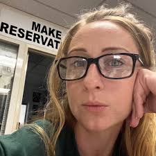 Does anyone in here work in the construction industry, doing manual labor?  What is your experience?