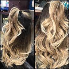 Ana Rua On Instagram Half Up Half Down Pony Tail On This Beautiful Contrasting Ombre Balayage Half Pony Hairstyles Half Ponytail Hair Styles