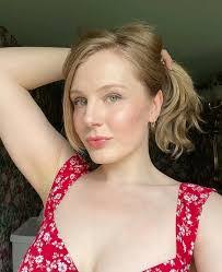 Eli Einhorn's Instagram, Twitter & Facebook