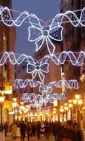 42 Beautiful Photos Of Christmas In Budapest Hungary Christmas Lights Christmas Decorations Decorating With Christmas Lights