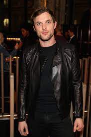 Pin Auf Icon Ed Skrein