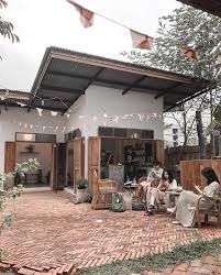 Barista Daily On Instagram Backyard Coffee Shop Enough For Life Indonesia Get Featured With Baristadaily Tag Di 2020 Rumah Indah Ide Halaman Belakang Kedai Kopi