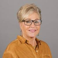 Kim Boucher's Instagram, Twitter & Facebook