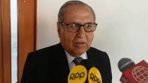 César Acuña es absuelto del caso 'plata como cancha'