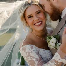 Wedding floral preservation near Beacon or Albany?