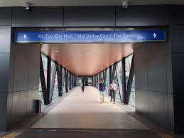 The mid valley komuter station is a ktm komuter train station located in lembah pantai, kuala lumpur. You Can Now Go To Mid Valley Megamall By Lrt Soyacincau Com