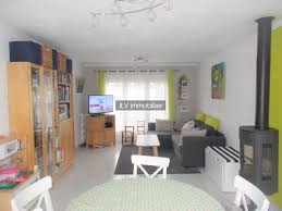 Au Centre Du Village Maison Sans Travaux Sur Une Parcellea A 320ma Env Offrant Au Rdc Un Hall D Entra C E Un Sa C Jour Maison Vente Maison Immobilier A Vendre