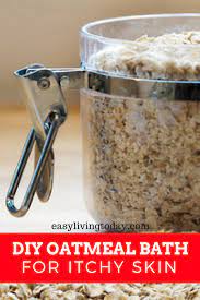 Natural Diy Oatmeal Bath For Itchy Or Dry Skin Oatmeal Bath Diy Oatmeal Healthy Skin Cream