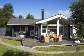Praktische raumaufteilung auf einer ebene im fertighaus bungalow 148. Grosses Angebot An Hausern Verschiedener Stile Und Anbieter Auf Www Fertighaus De Finde Dein Barrierefreies Fertighaus Haus Bauen Haus Bungalow Haus