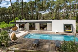 Hossegor Maison Contemporaine Construite Avec Des Mata C Riaux De Qualita C Offrant De Tra S Beaux Volumes Maison Contemporaine Belle Maison Villa Contemporaine